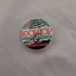 NWOT Seaway Vacation Button Pin